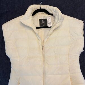 New York & Company Women's Off-White Quilted Vest NWT